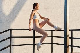 你们猜猜巴扎黑最喜欢带哪顶帽子？